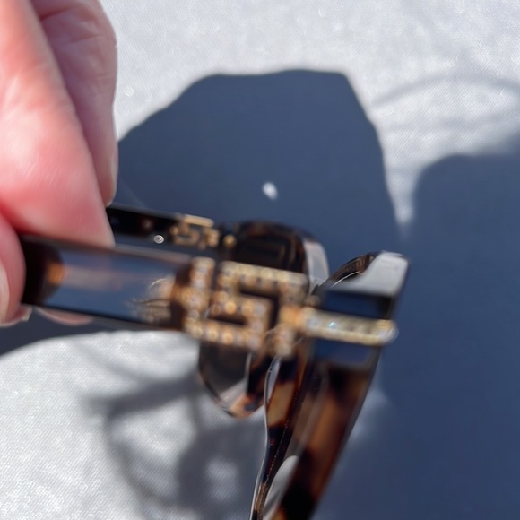 Versace sunglasses with gold rhinestones - Picture 8 of 11